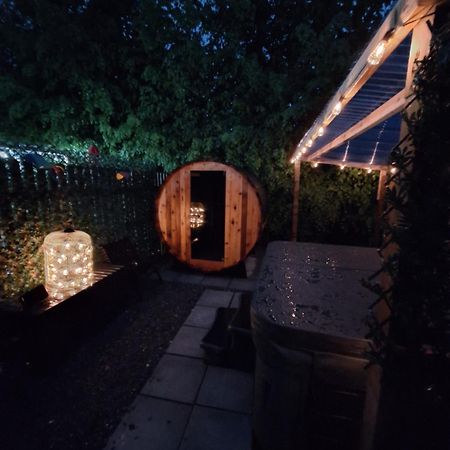 Priory Glamping Pods And Guest Accommodation Killarney Eksteriør bilde
