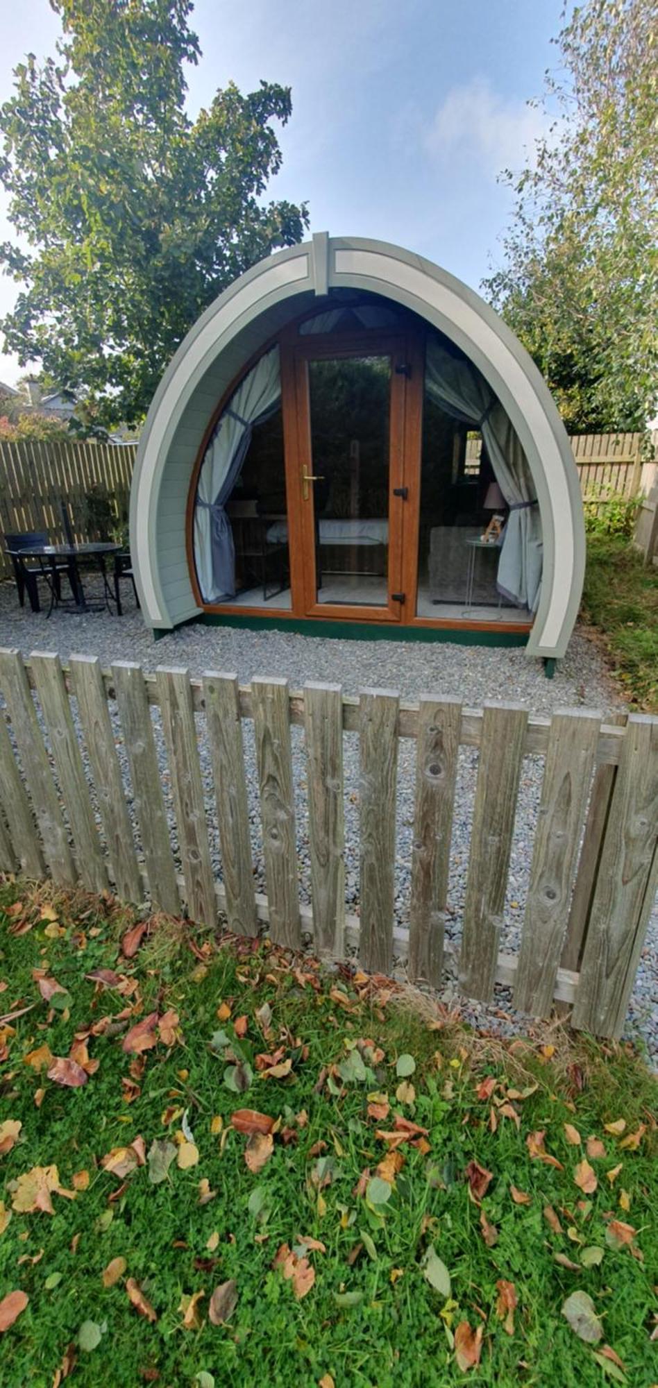 Priory Glamping Pods And Guest Accommodation Killarney Eksteriør bilde