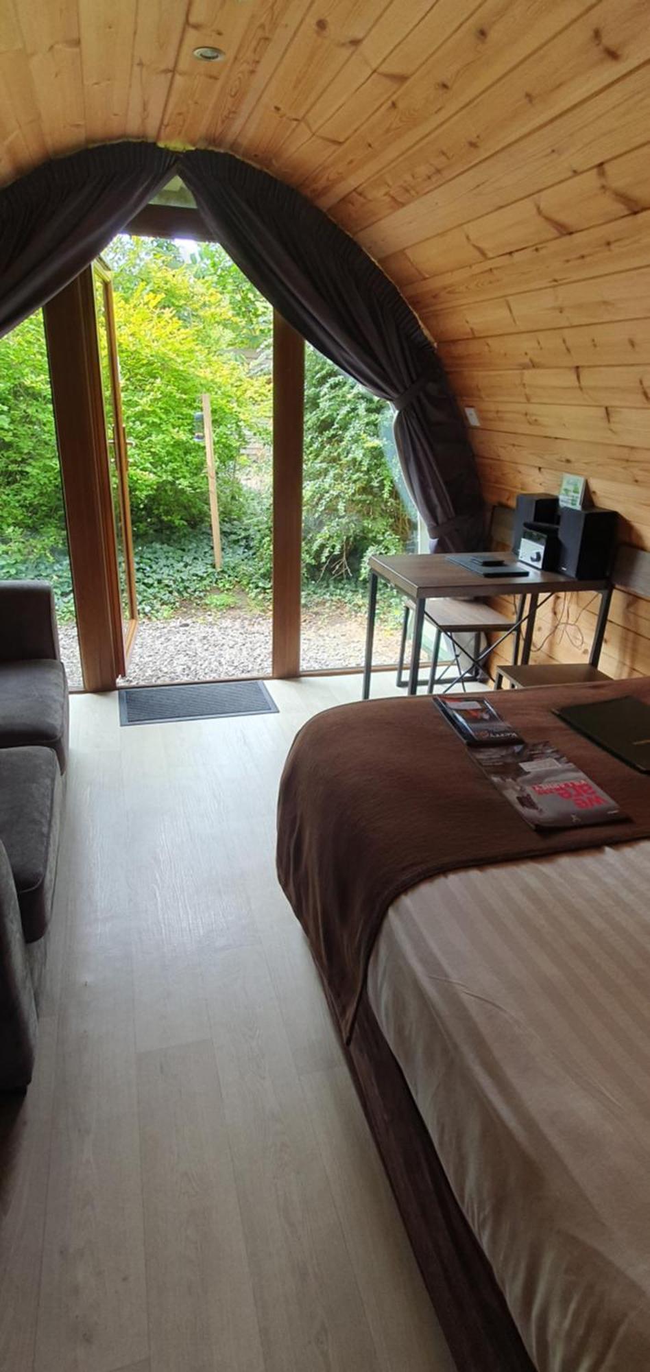 Priory Glamping Pods And Guest Accommodation Killarney Eksteriør bilde