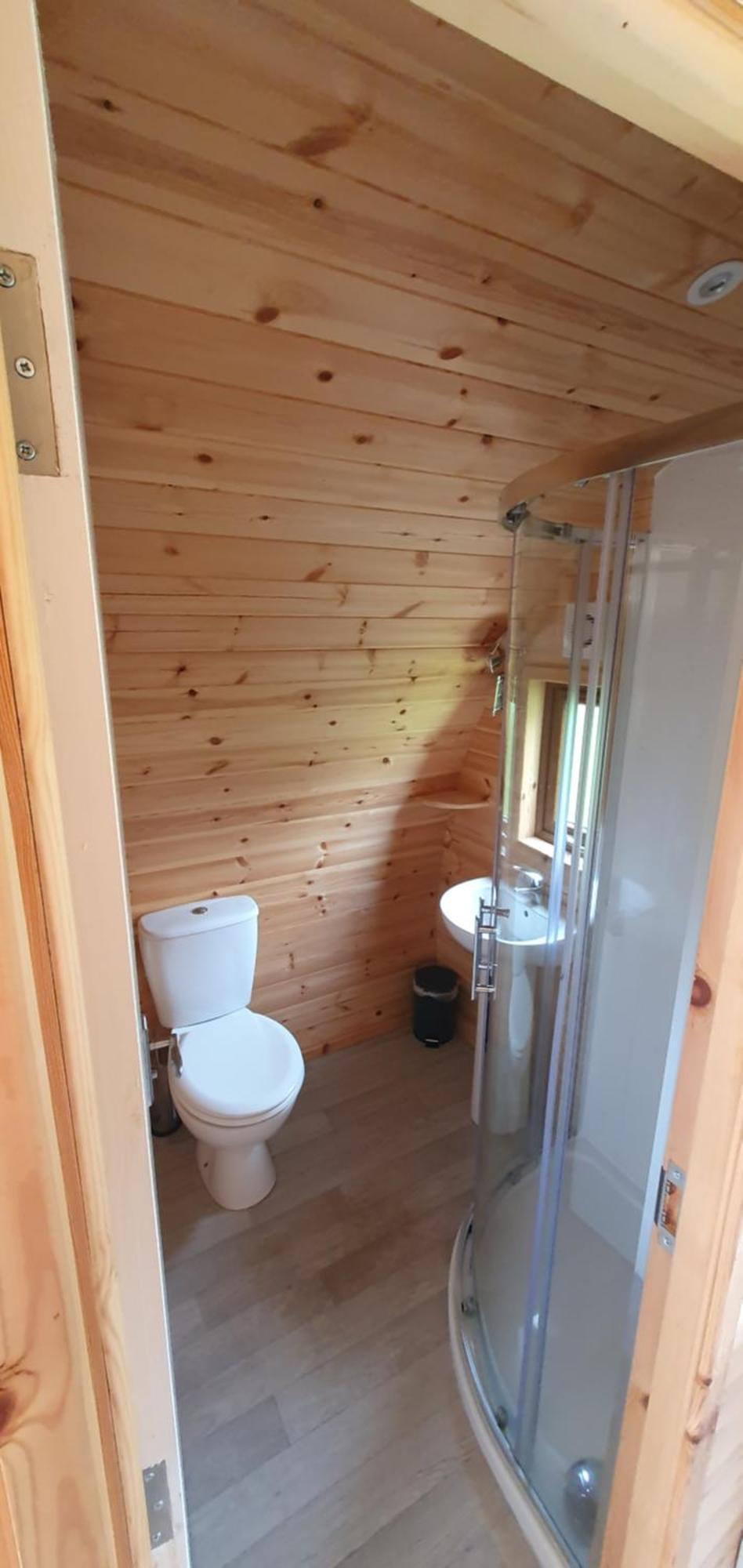 Priory Glamping Pods And Guest Accommodation Killarney Eksteriør bilde